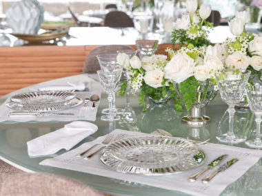 mesa posta com cristais Baccarat